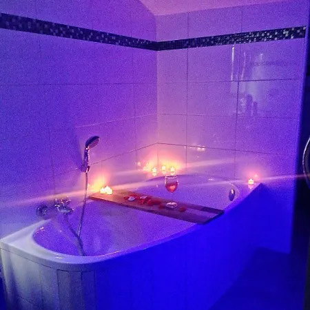 Maison Sud De France Avec Jacuzzi Et Sauna Prive 別荘